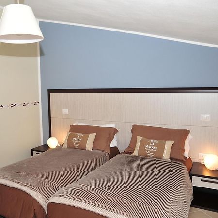 Relais Black Horse Millesimo Kamer foto